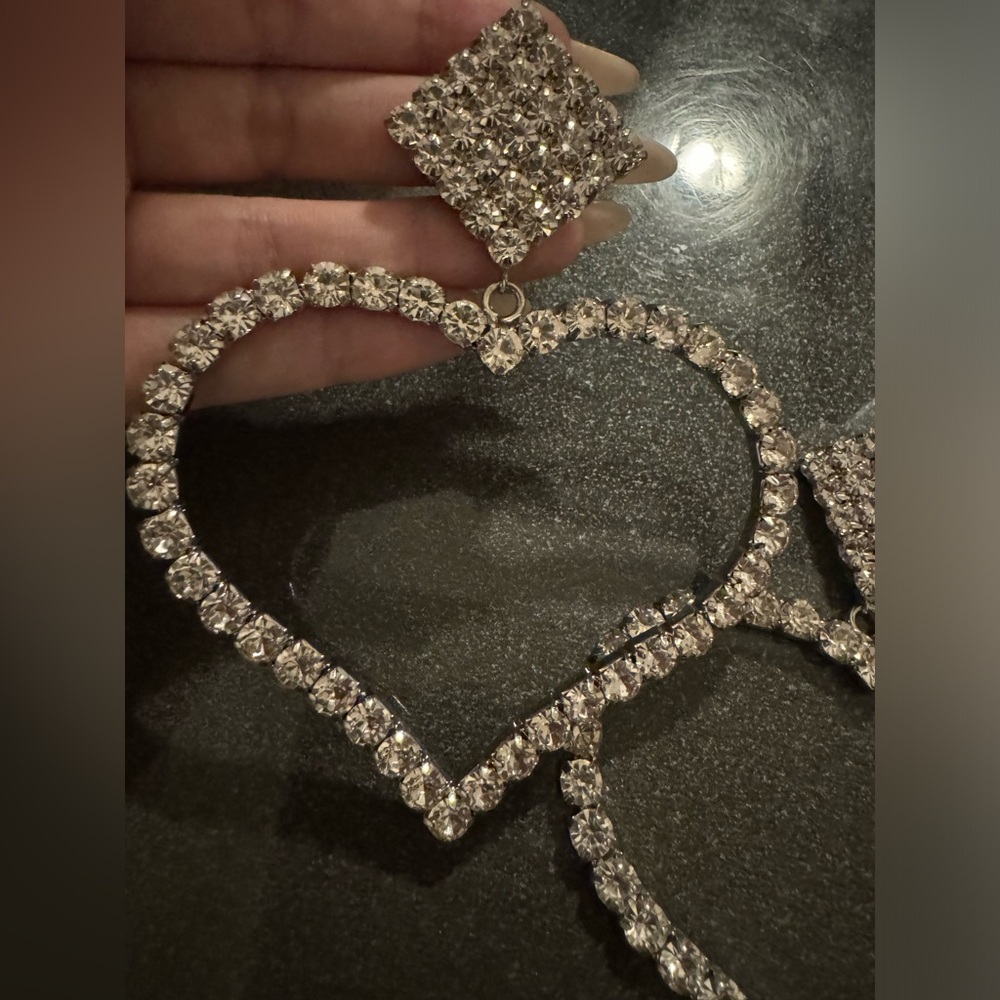 Jumbo fashion heart earrings